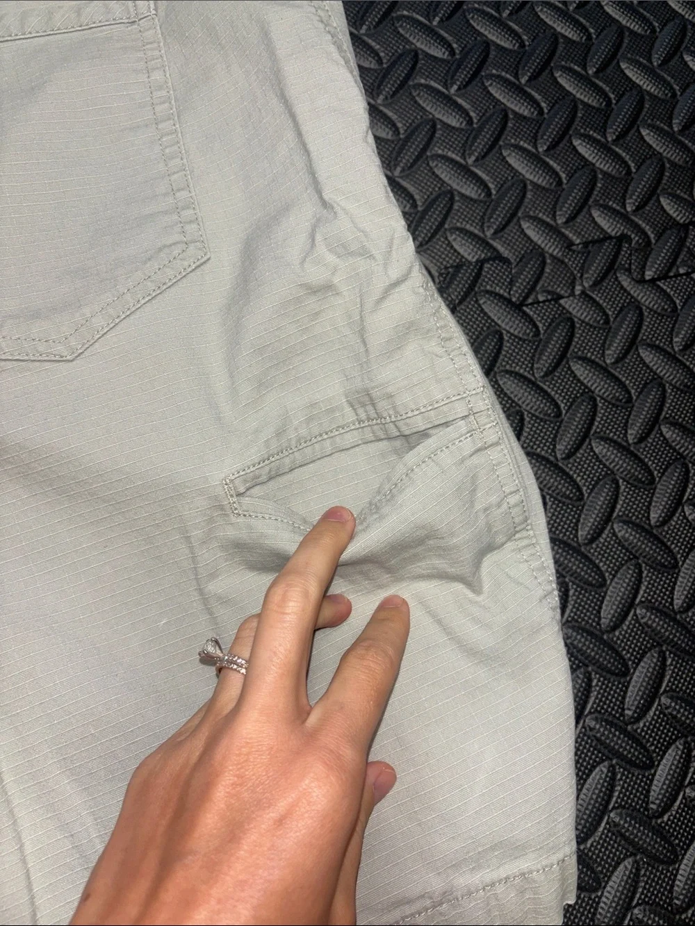 Men's Casual Cotton Shorts - Light Beige